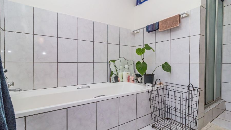 3 Bedroom Property for Sale in De Kelders Western Cape
